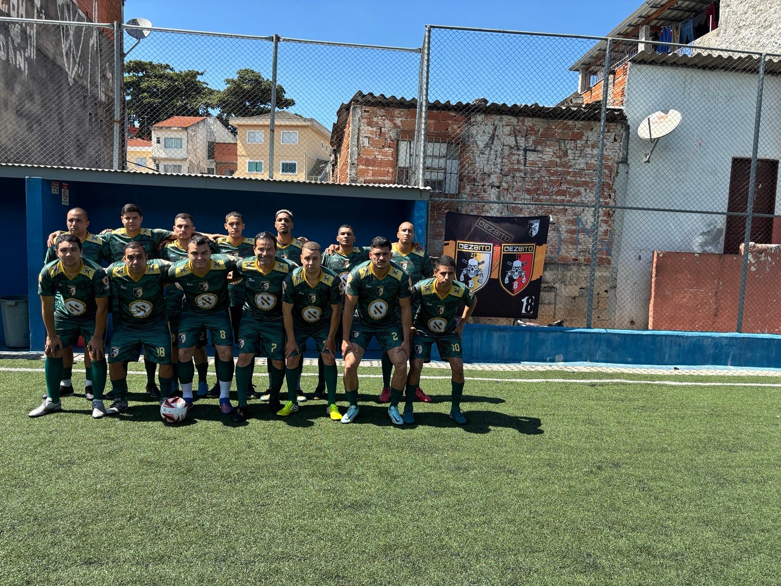 Foto do Dezoito FC